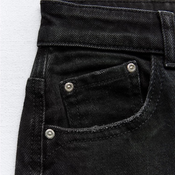 Zara NWT HIGH WAIST, SLIM MOM LEG - ANKLE LENGTH - STRETCH Black Jeans - Picture 14 of 14